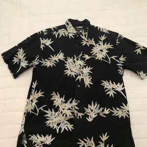 Tori Richard aloha shirt.